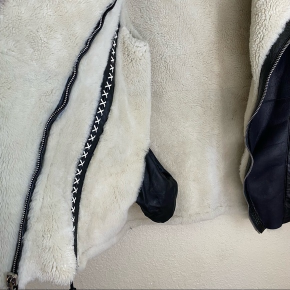 Belstaff Elmington Patent leather-trimmed shearling moto jacket black size 44 - Picture 5 of 16